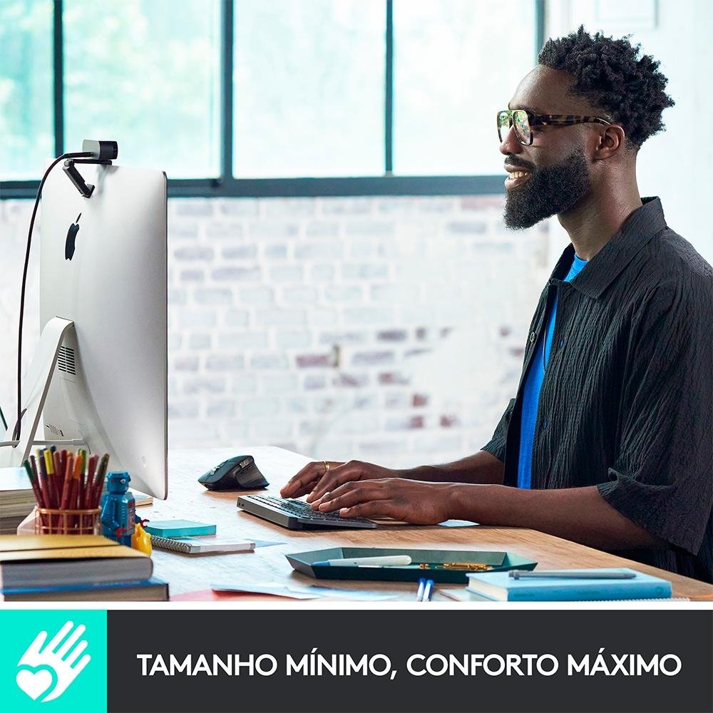 Teclado Sem Fio Logitech MX Keys Mini, Iluminação Smart, Bluetooth, USB, Easy-Switch, Recarregável, Cinza Claro - 920-010506