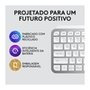 Teclado Sem Fio Logitech MX Keys Mini, Iluminação Smart, Bluetooth, USB, Easy-Switch, Recarregável, Cinza Claro - 920-010506