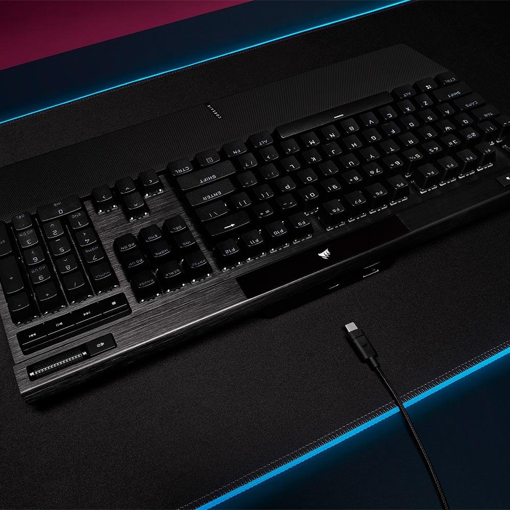 Teclado Gamer Corsair K70 RGB Pro | KaBuM!
