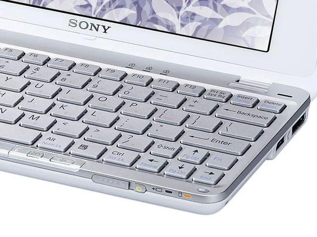 Mini Notebook Sony Vaio c/ Intel Atom Z520
