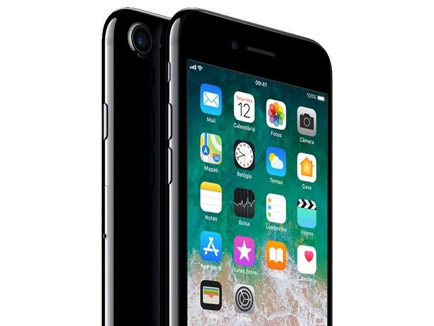 iPhone 7 Apple 128GB Preto Brilhante 4G