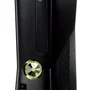 XBOX 360 Slim 250gb 2 Controles + Kinect E 3 Jogos Standard Preto