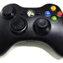 XBOX 360 Super Slim 250gb 2 Controles Standard Preto